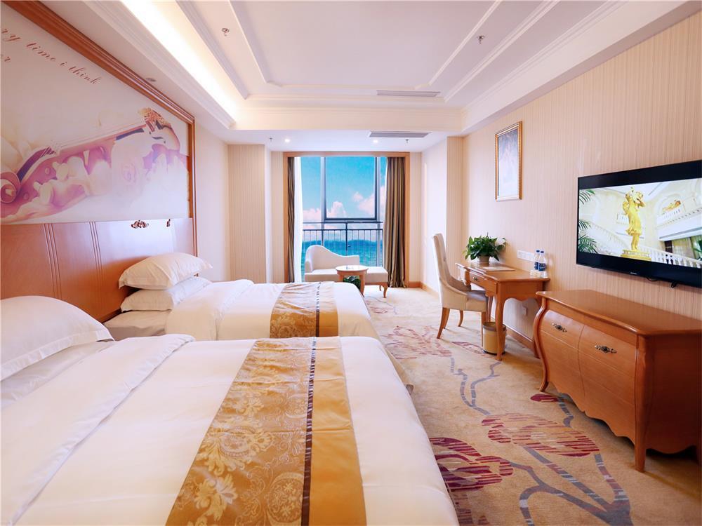 Vienna International Hotel Yantai Changjiang Road Xingyi Square Branch ภายนอก รูปภาพ